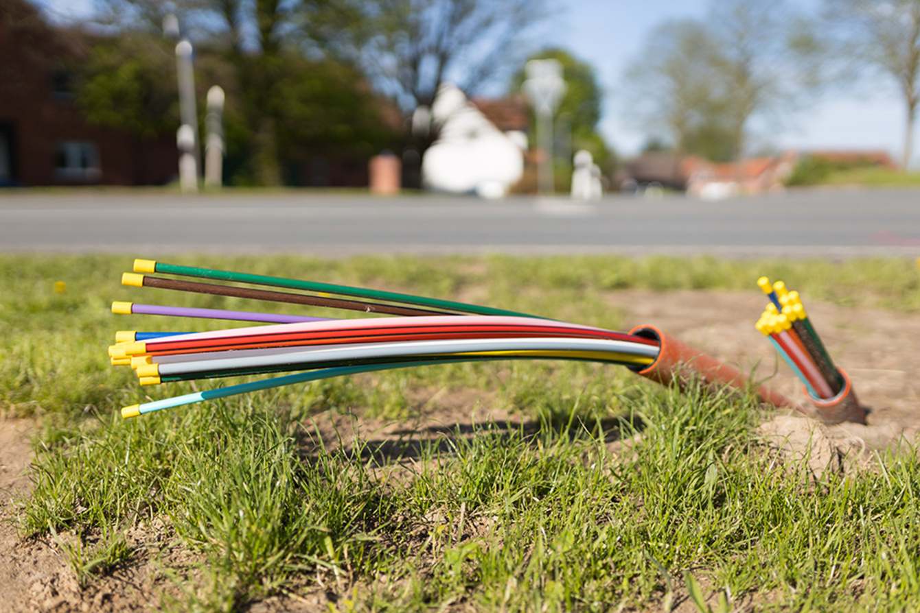 LWL Glasfaser bei AMP Elektrotechnik GmbH Co. & KG in Viechtach