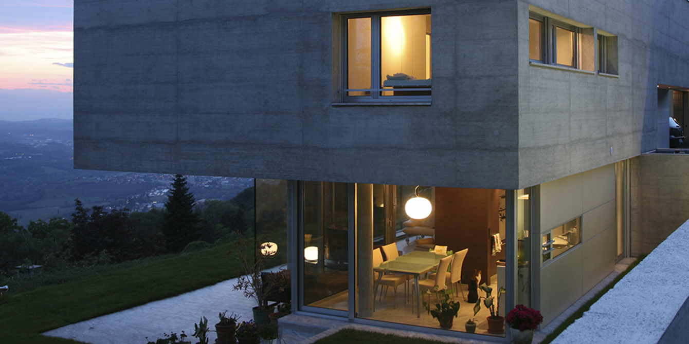 Design orientiere Produkte bei AMP Elektrotechnik GmbH Co. & KG in Viechtach