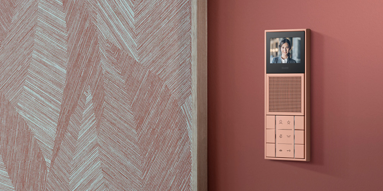 JUNG Türkommunikation bei AMP Elektrotechnik GmbH Co. & KG in Viechtach