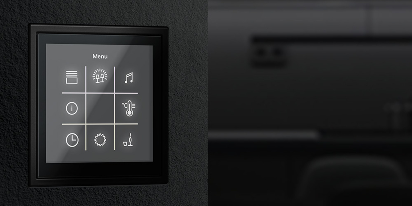 LS TOUCH bei AMP Elektrotechnik GmbH Co. & KG in Viechtach