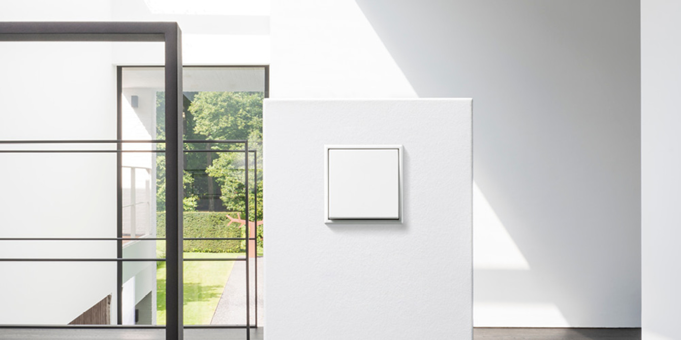 JUNG Schalterprogramme bei AMP Elektrotechnik GmbH Co. & KG in Viechtach